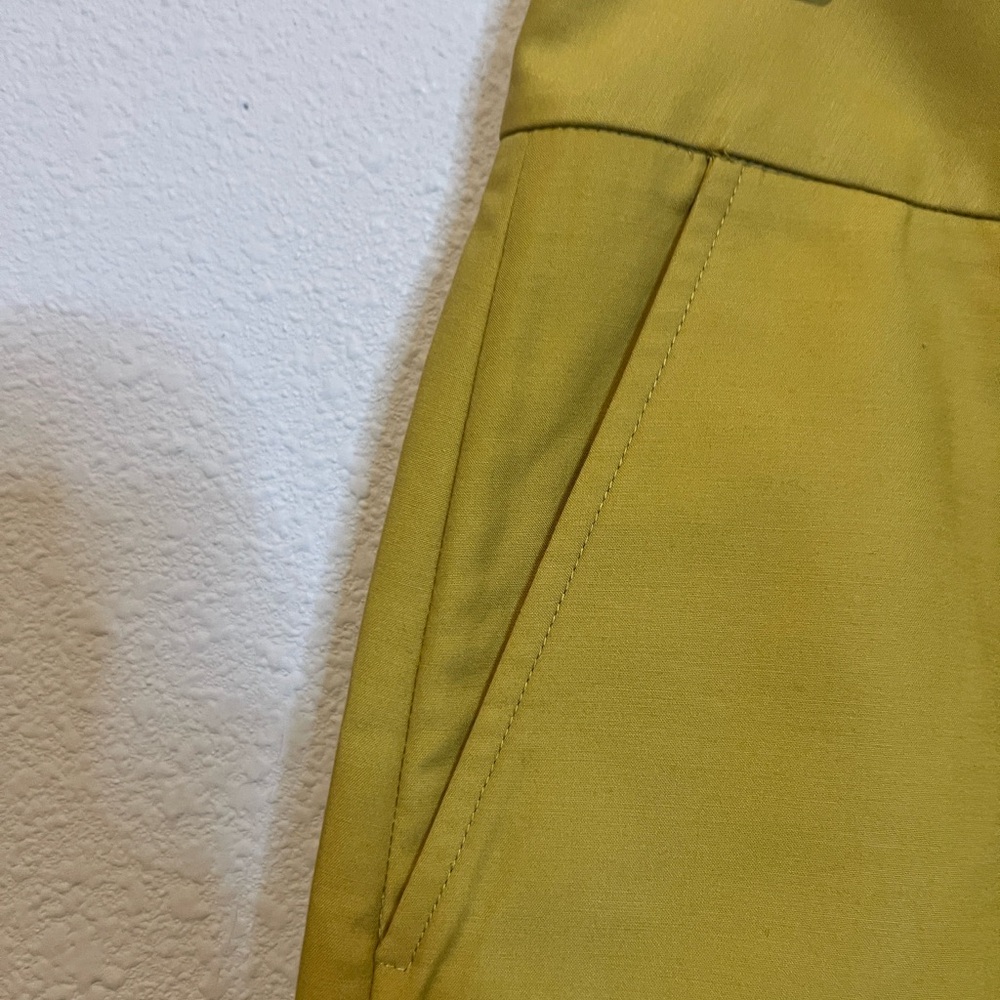 Chic Mauve for Anthropology Mustard Button-Down Pencil Skirt. Size 4 - Picture 4 of 6